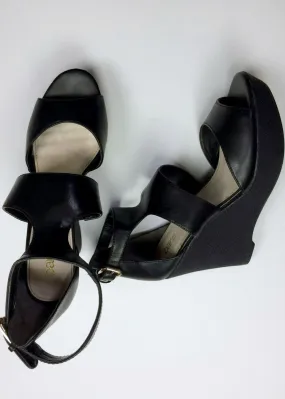 Bar III Size 9.5 Black Wedge Platform Sandals